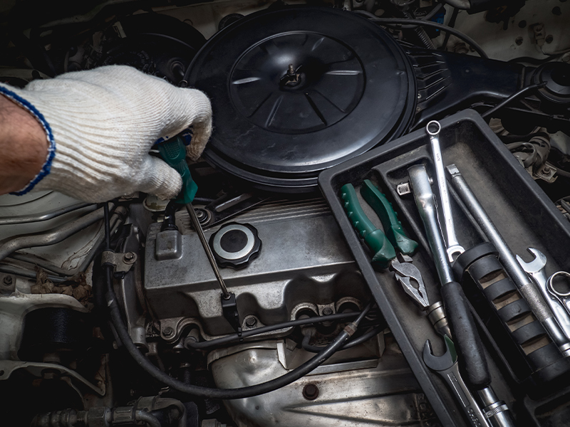 Comment éviter les blessures accidentelles pendant l'utilisation de la clé?